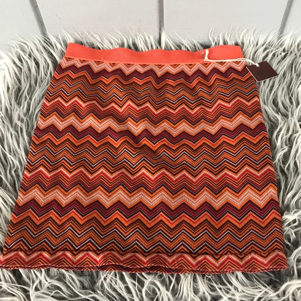 NWT Poof Chevron Mini Skirt